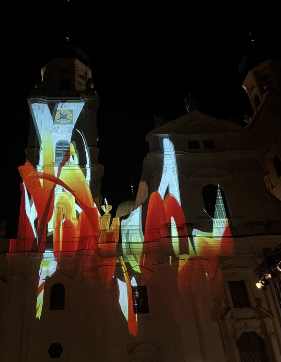 Kriemhild projection in front of Passauer Dom